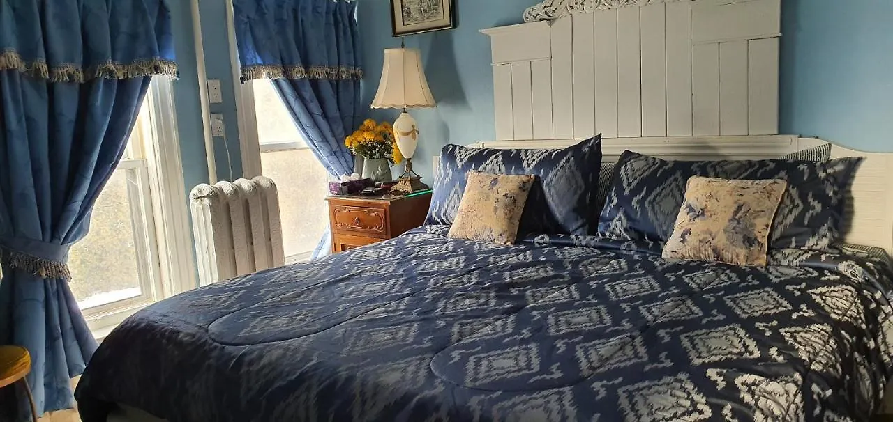A Moment In Time Bed And Breakfast Niagarawatervallen 3*,  Canada